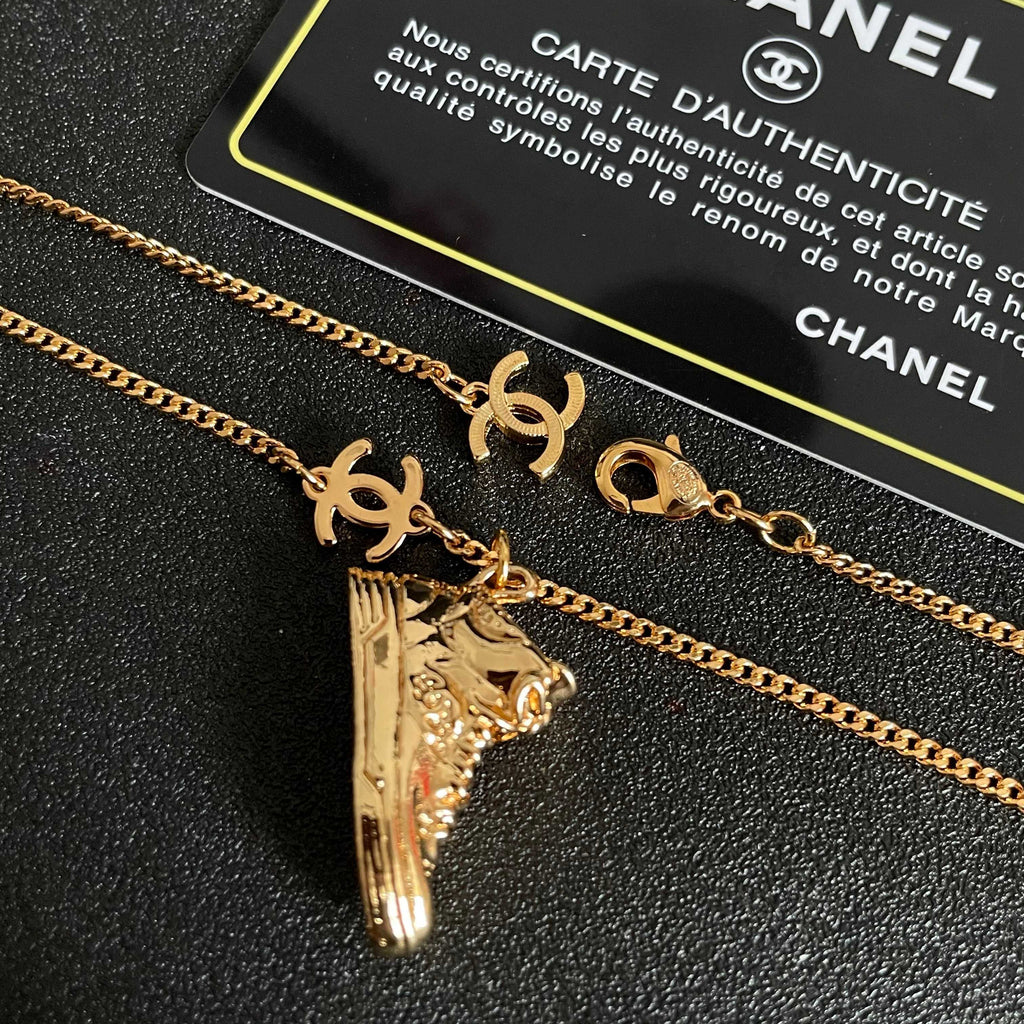CHANEL P80 Vintage Necklace