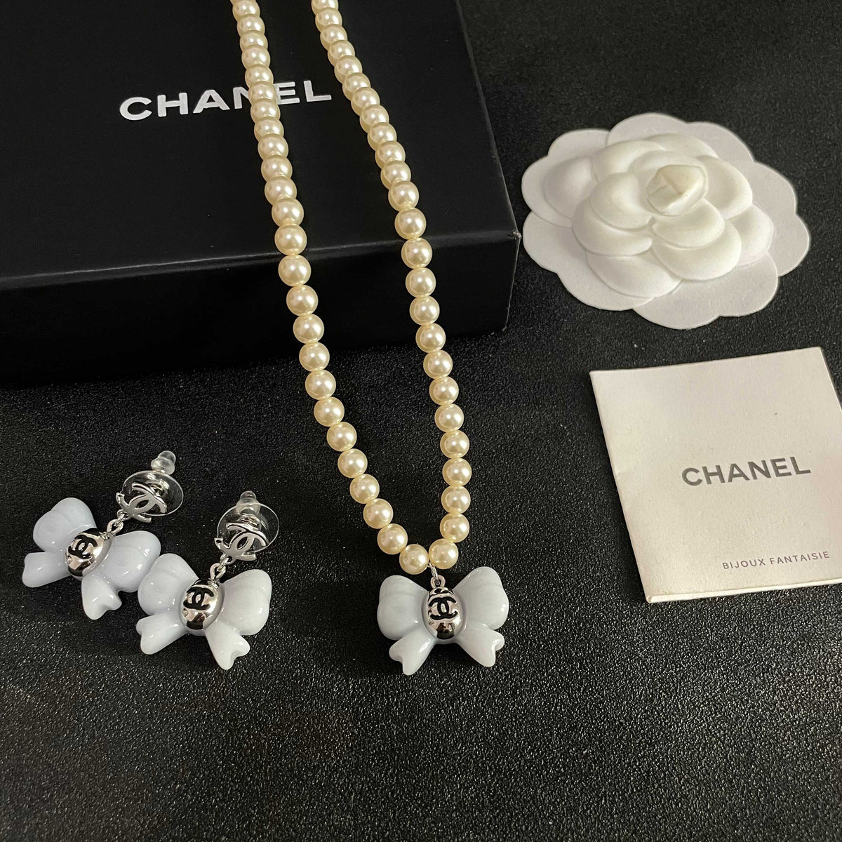 CHANEL P100 Vintage Necklace