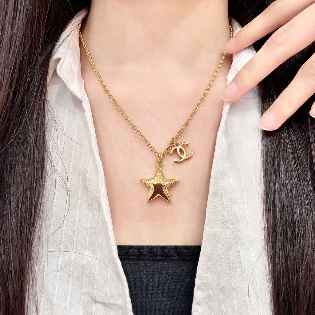 CHANEL Necklace