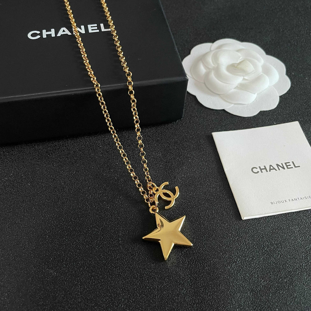 CHANEL Necklace
