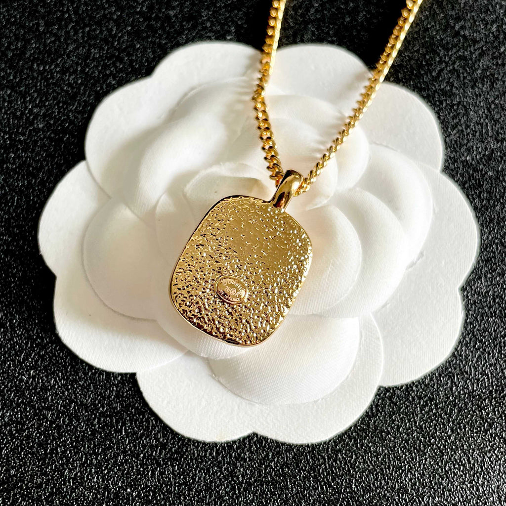 CHANEL Necklace