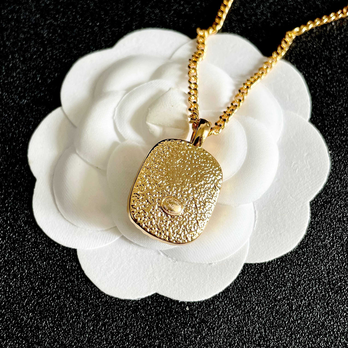 CHANEL Necklace