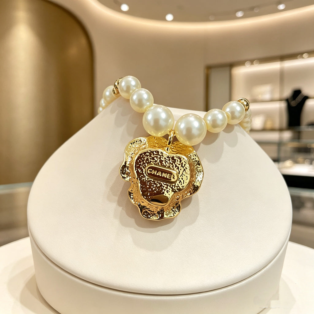 CHANEL Necklace