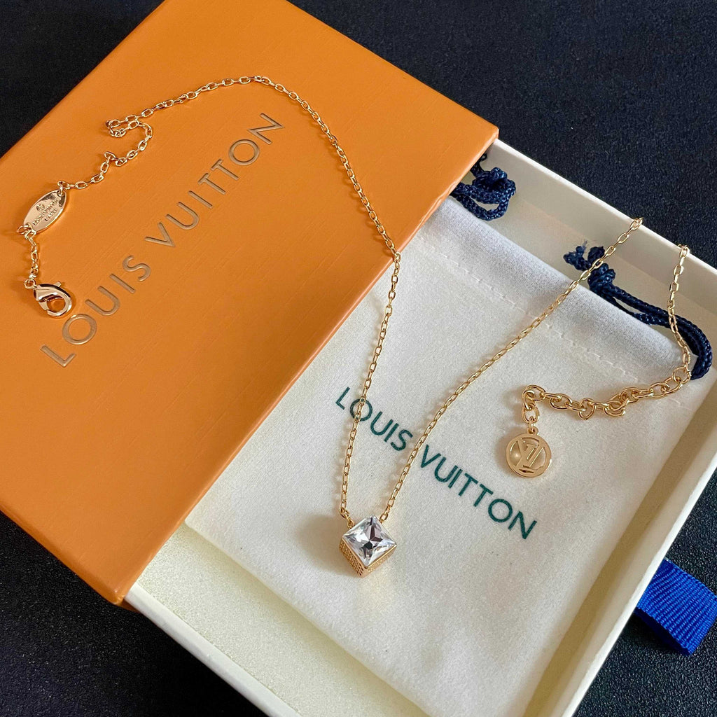 LOUIS VUITTON Necklace