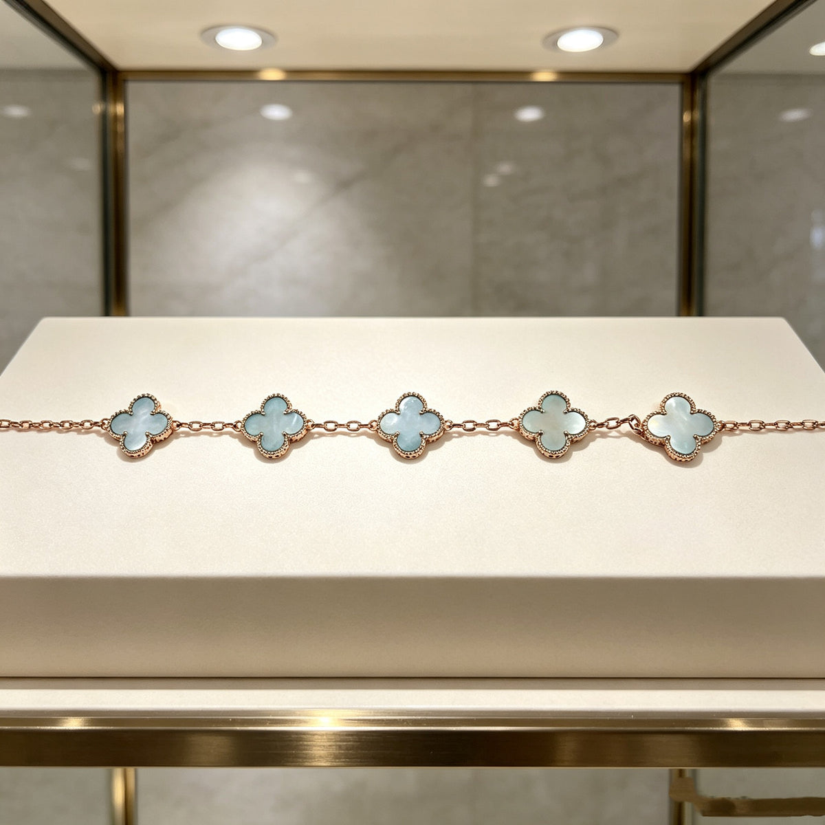 VAN CLEEF & ARPELS Four-Leaf Clover Necklace