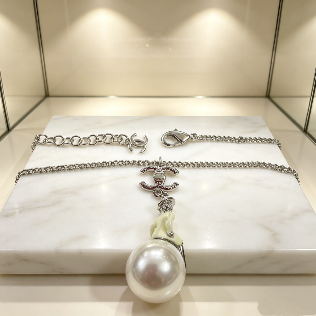 CHANEL Necklace