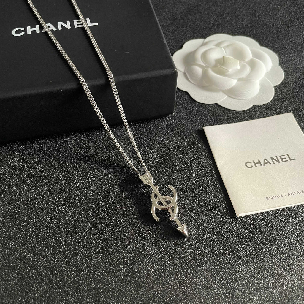 CHANEL Necklace