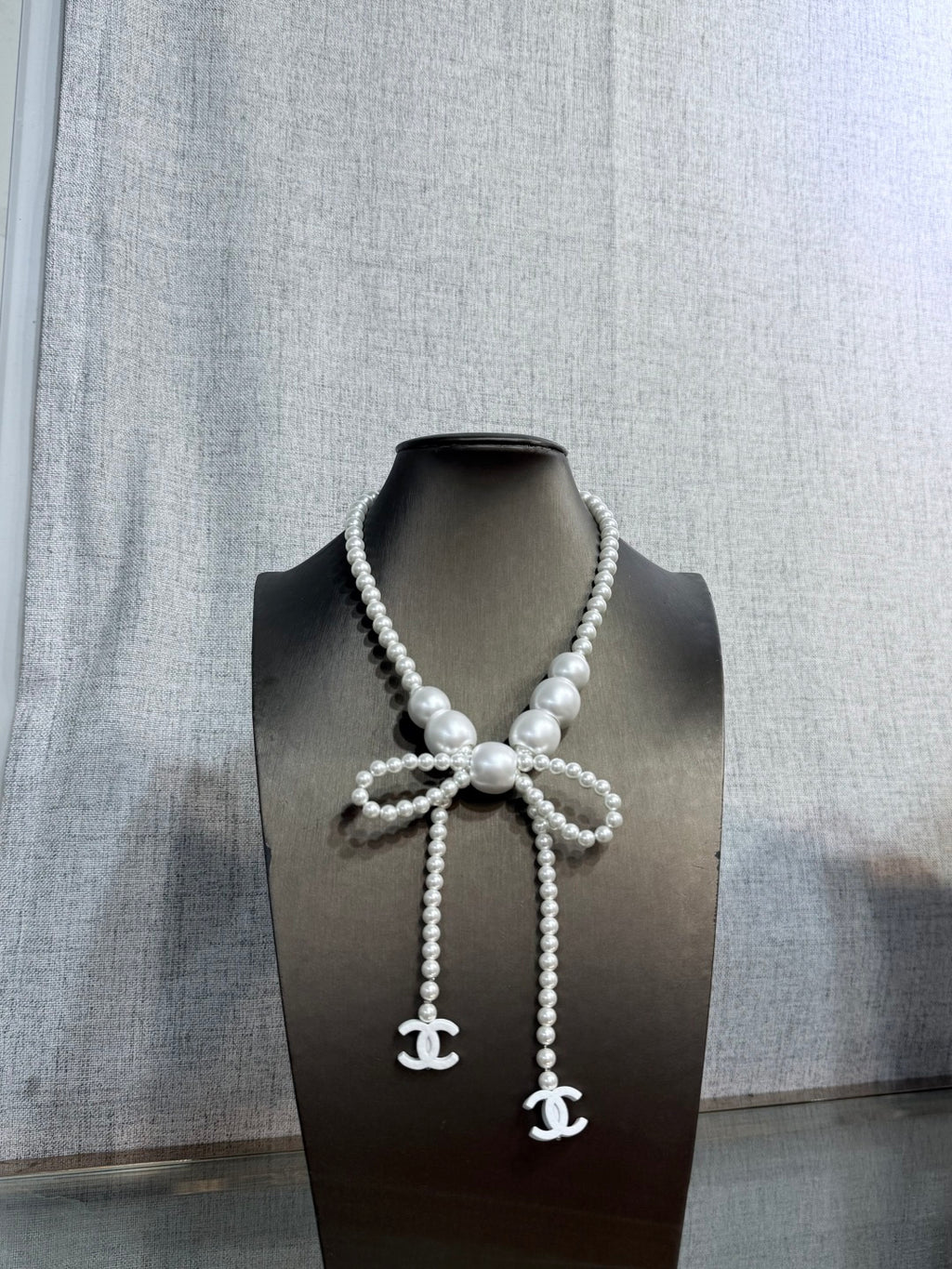 CHANEL Pearl Bow Necklace