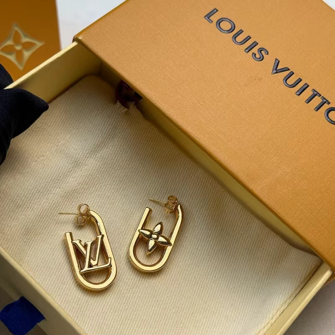 LOUIS VUITTON Earrings