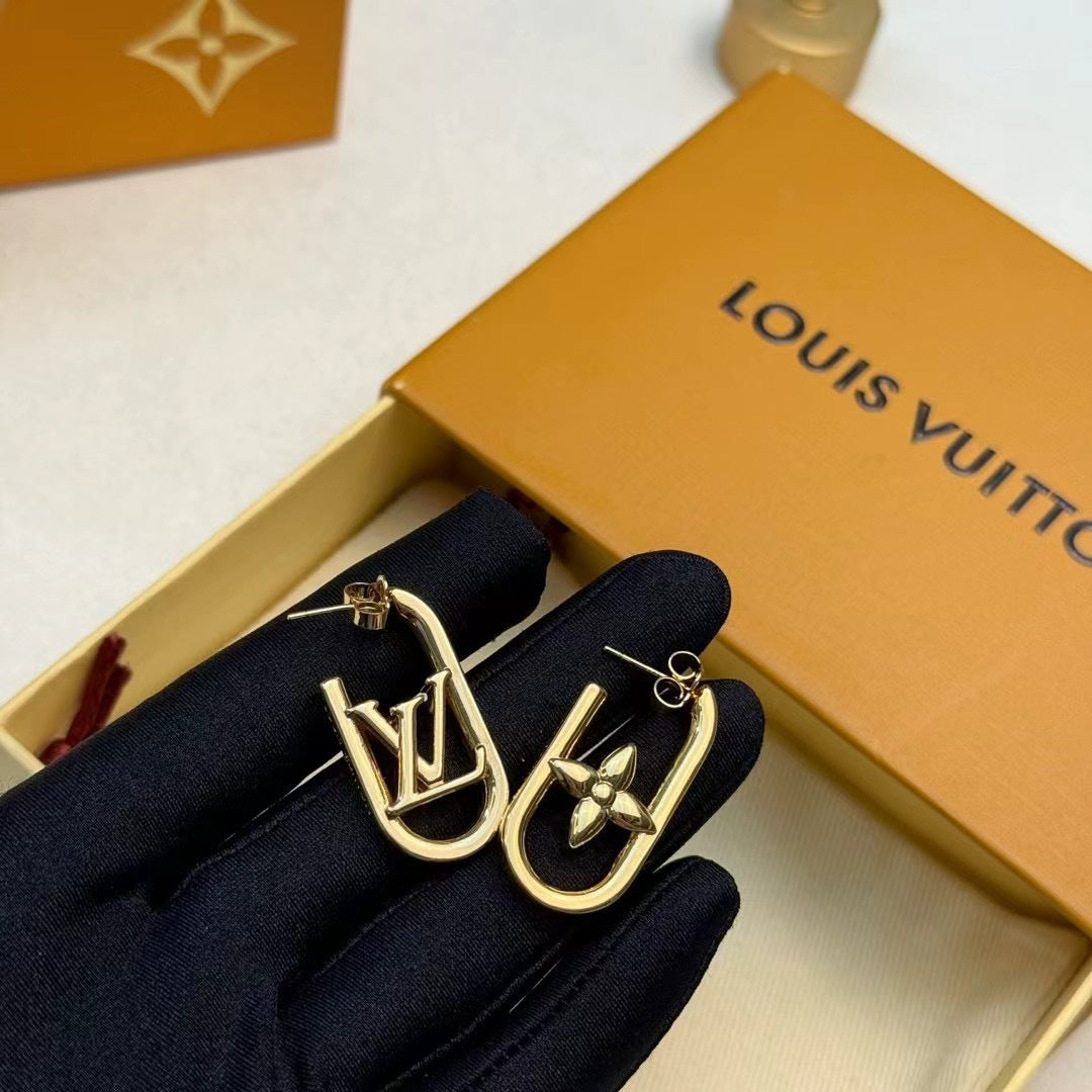 LOUIS VUITTON Earrings