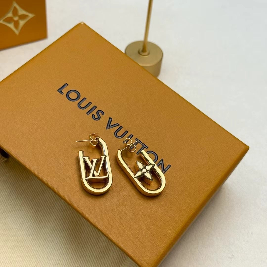LOUIS VUITTON Earrings