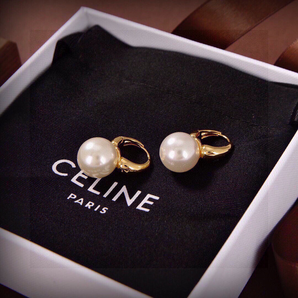 CELINE Pearl Earrings