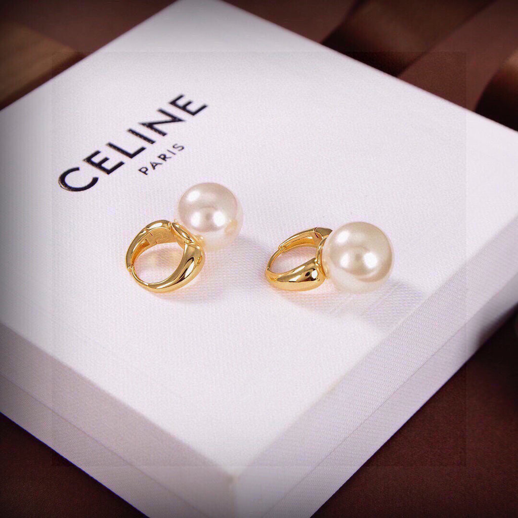 CELINE Pearl Earrings