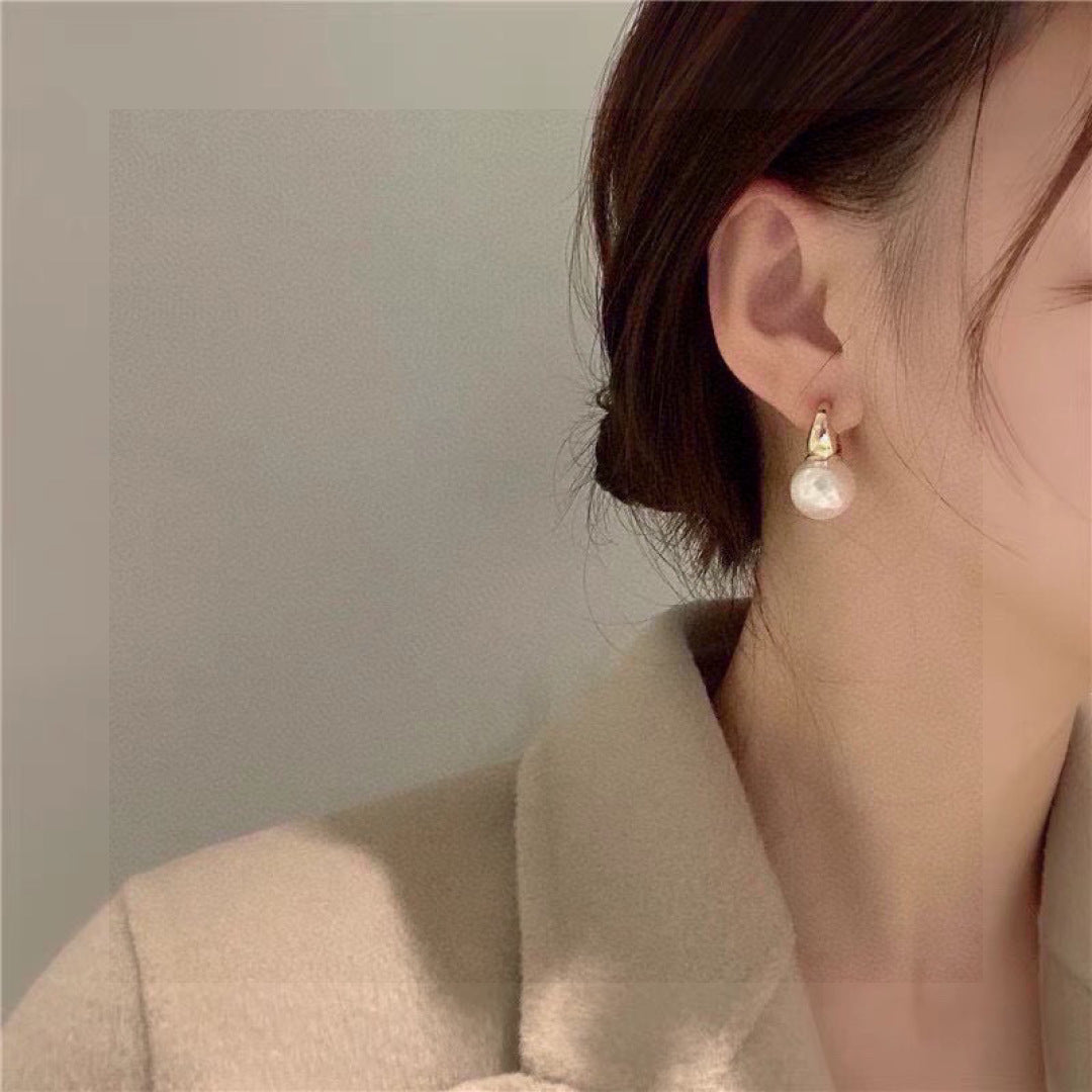 CELINE Pearl Earrings