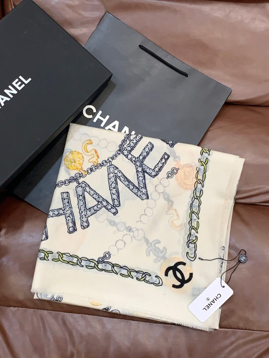 CHANEL P180 Pearl Necklace