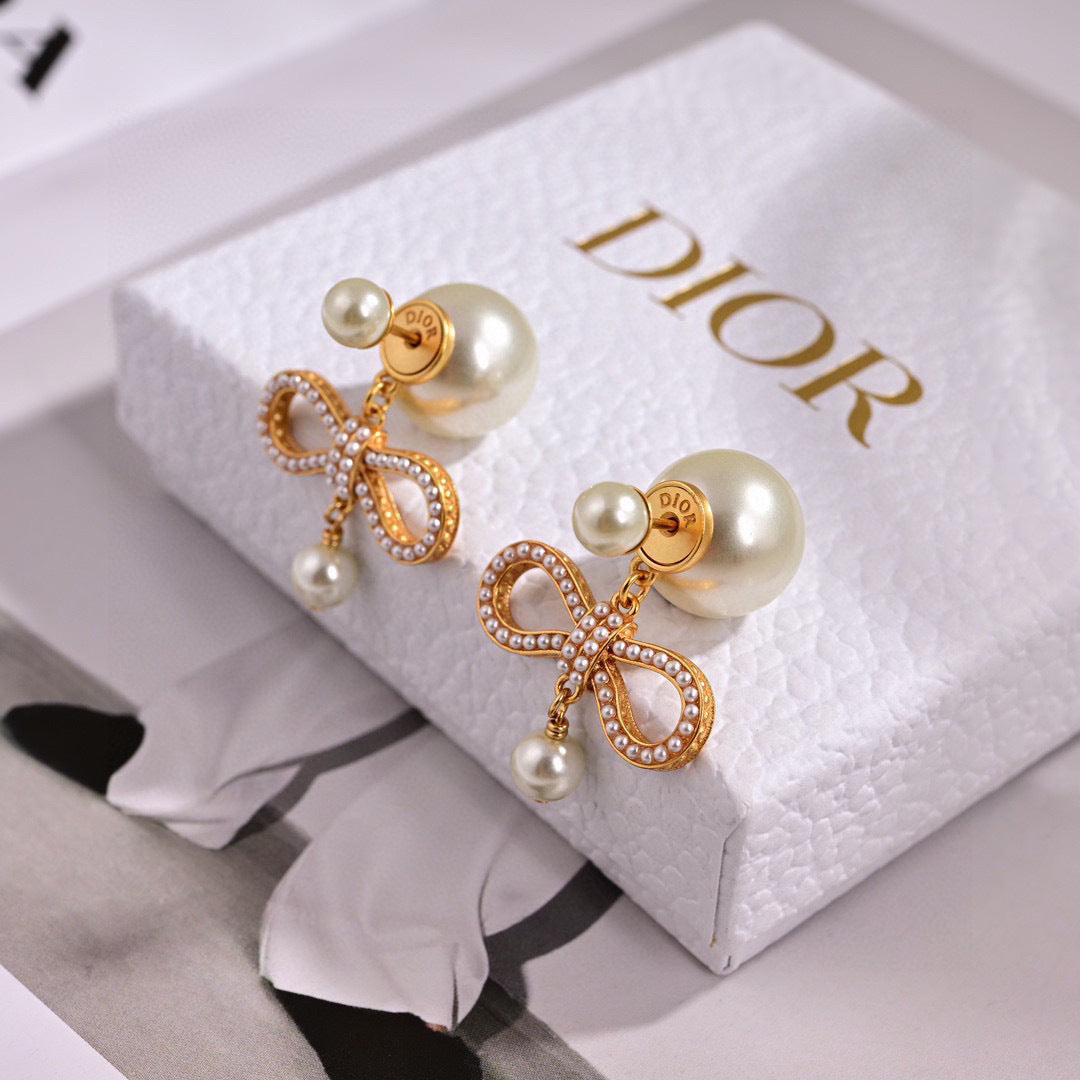 DIOR Necklace