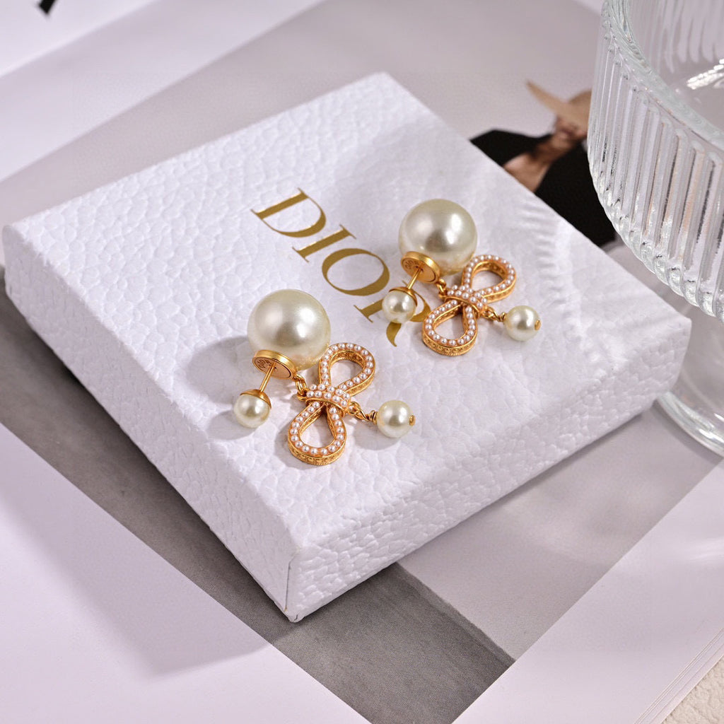 DIOR Necklace