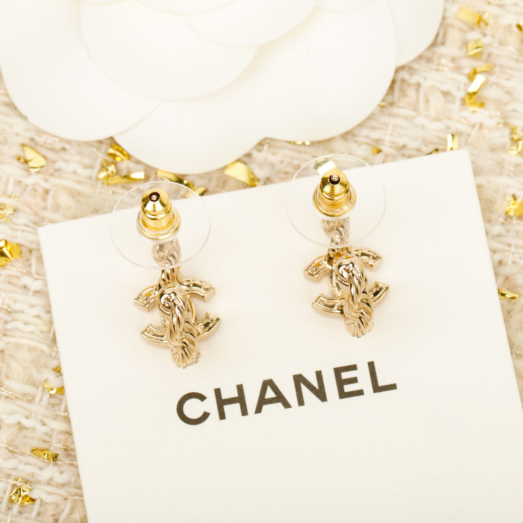 Double-C Vintage Necklace