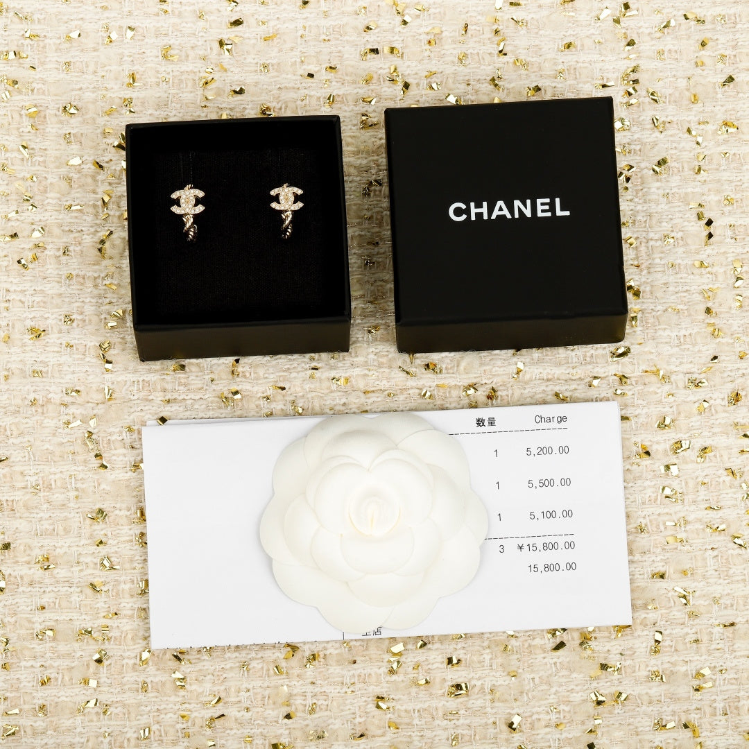 Double-C Vintage Necklace