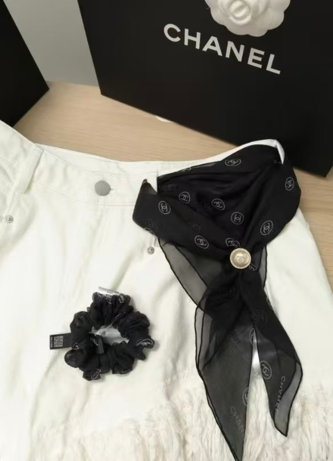 CHANEL Bow Necklace