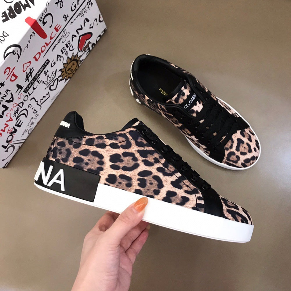 P170[玫瑰][玫瑰]，2020秋冬新款Dolce＆Gabbana/顶级原单 Size：38-45 DG重工系列，原版豹纹图案，精致奢华，超A级别！版型对比专柜正品，丝毫不差！ #382546 - image 4