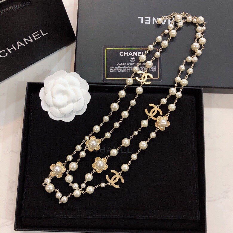 CHANEL Long Necklace