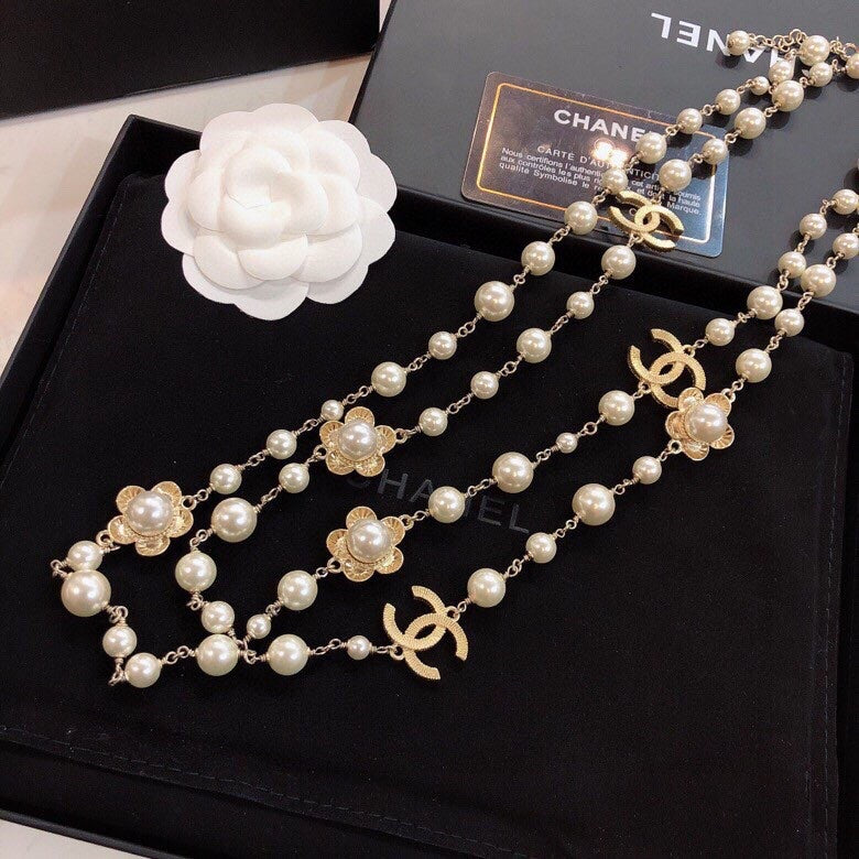 CHANEL Long Necklace