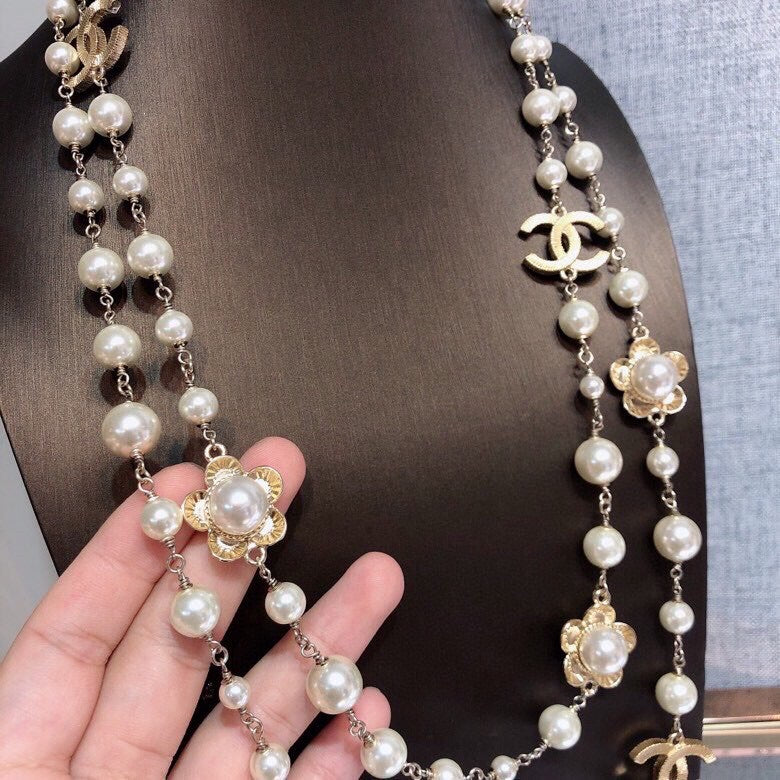 CHANEL Long Necklace