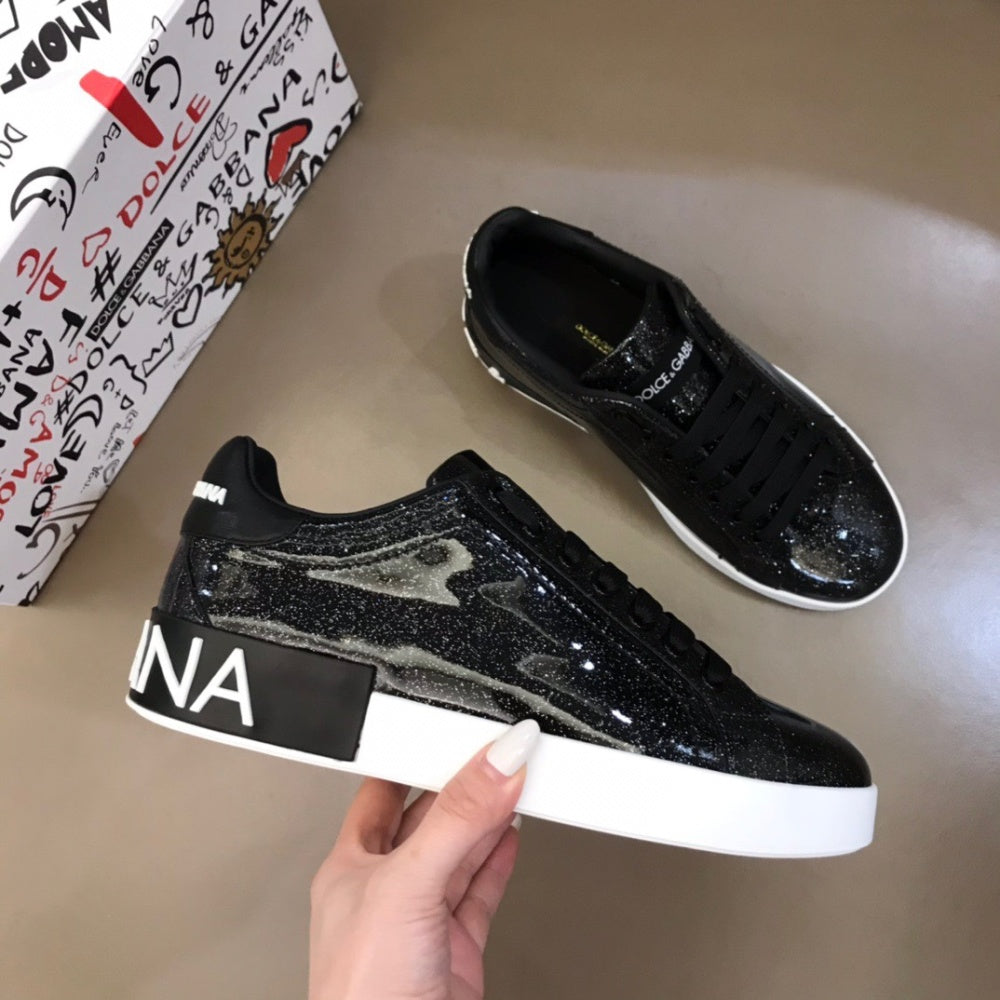 P190[玫瑰][玫瑰]，2021夏季新款Dolce＆Gabbana/顶级原单 Size：38-45 DG重工系列，进口原版PVC材质，黑中带闪，水染内里，精致奢华，超A级别！版型对比专柜正品，丝毫不差！ #382557 - image 4