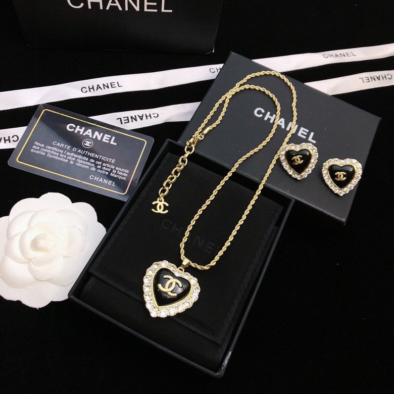 CHANEL Necklace
