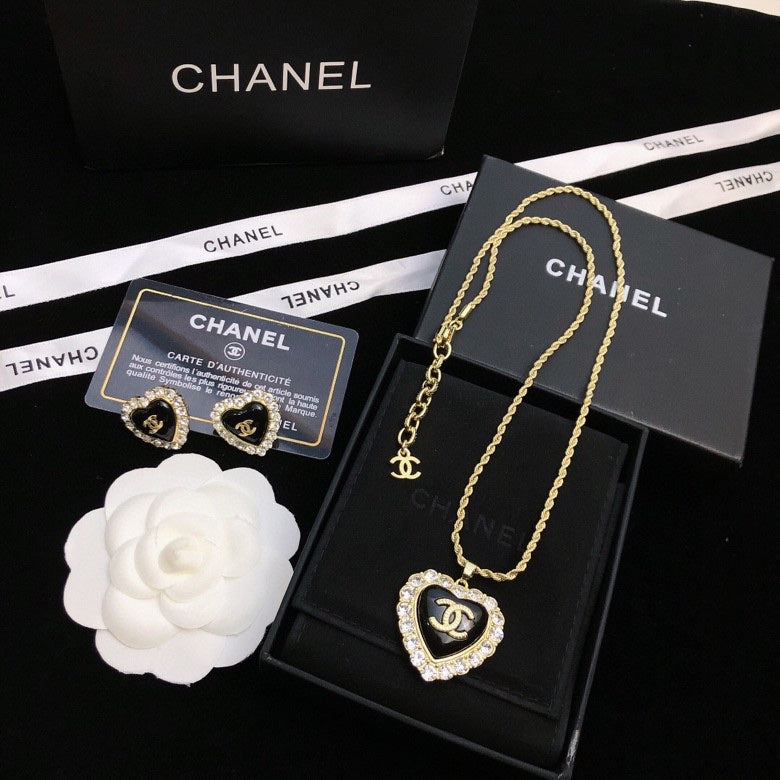 CHANEL Necklace