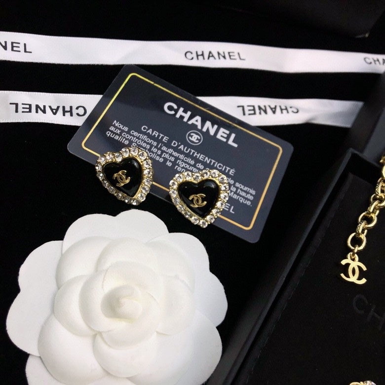CHANEL Necklace