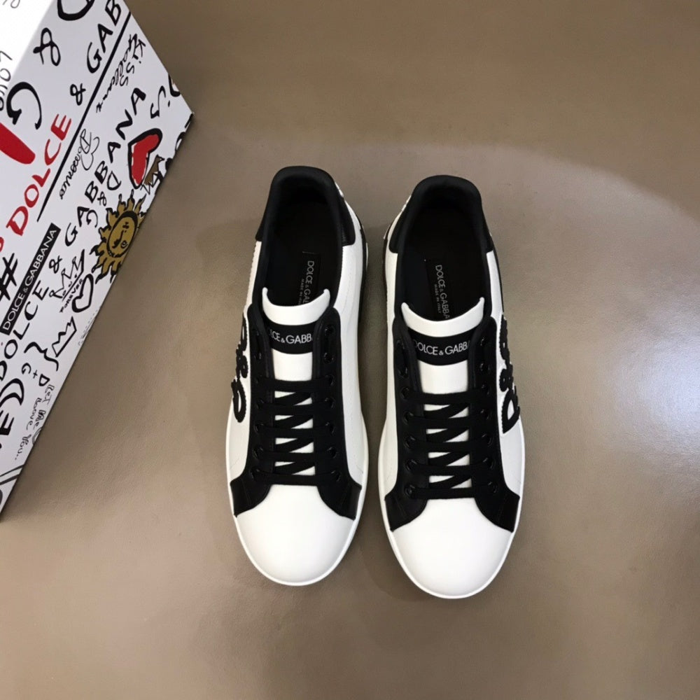 P190[玫瑰][玫瑰]，2021夏季新款Dolce＆Gabbana/顶级原单 Size：38-45 DG重工系列，进口头层牛皮，撞色设计超好看，彩色水染内里，精致奢华，超A级别！版型对比专柜正品，丝毫不差！ #382569 - image 1