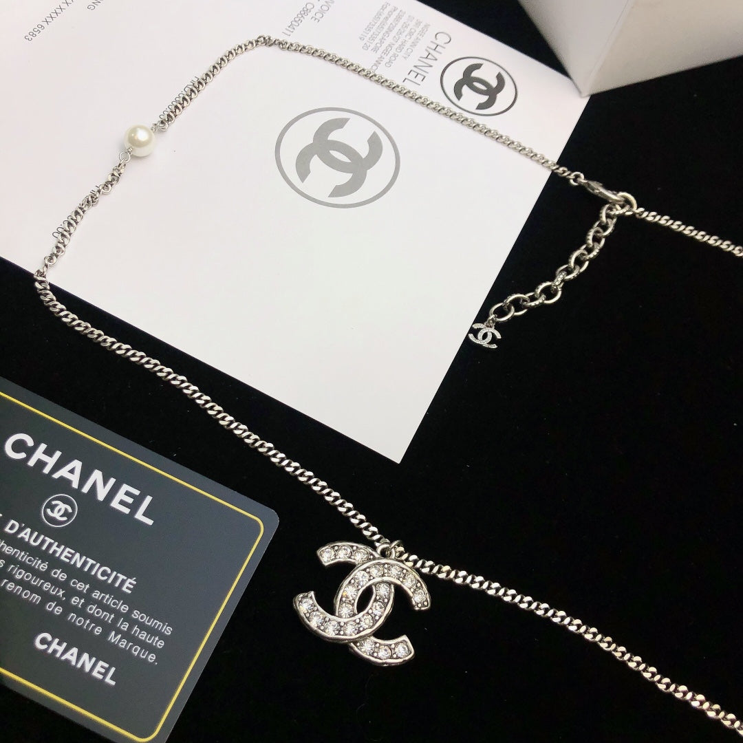 CHANEL Crystal Necklace