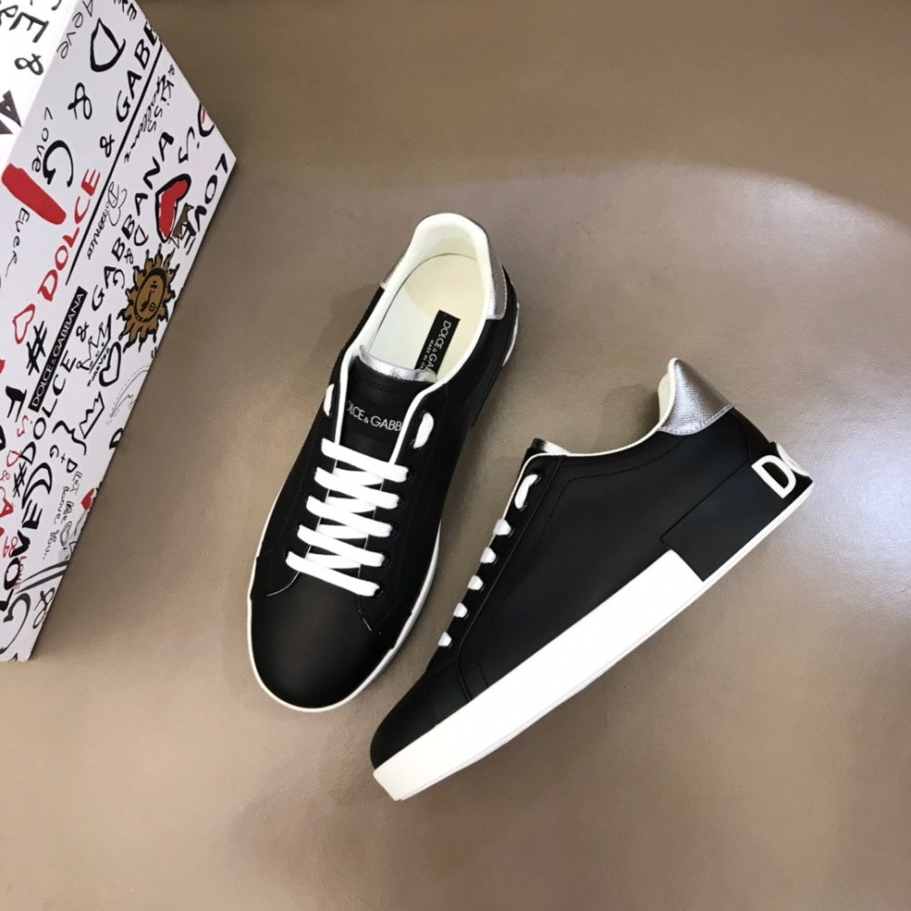 P180[玫瑰][玫瑰]，2021夏季新款Dolce＆Gabbana/顶级原单 Size：38-45 DG经典经典系列，进口头层牛皮，经典设计超好看，水染.水染.水染内里，精致奢华，超A级别！版型对比专柜正品，丝毫不差！ #382572 - image 2