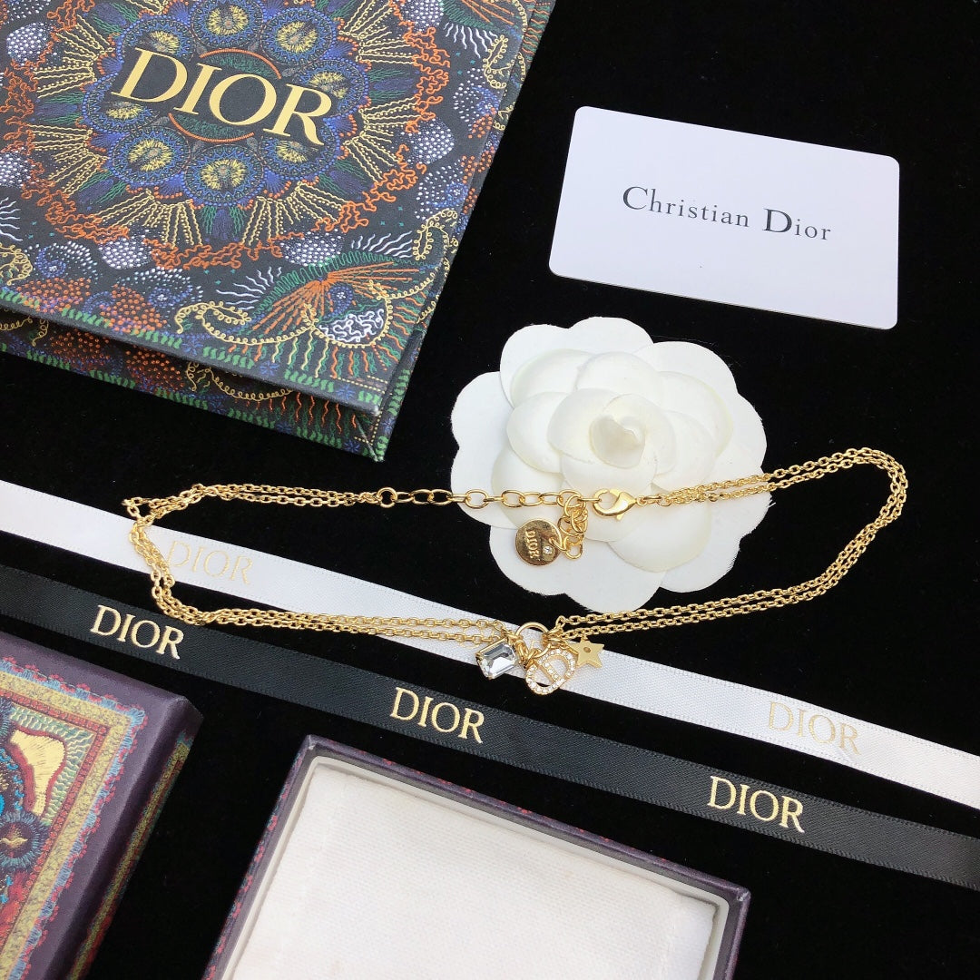 DIOR Pearl Necklace
