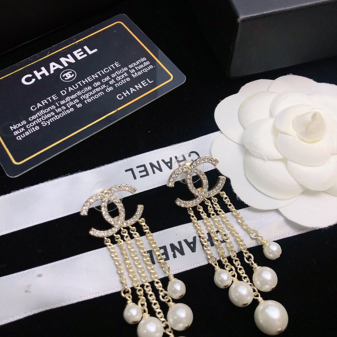 CHANEL Earrings