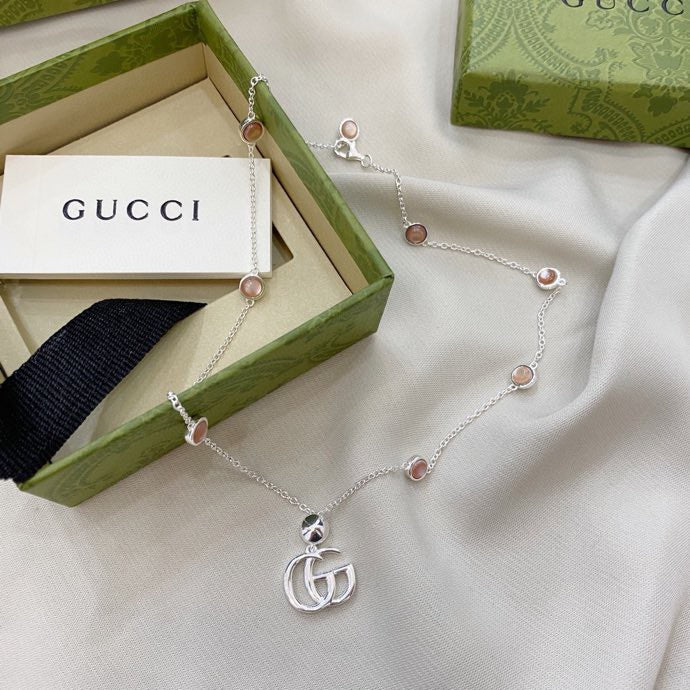 GUCCI Mother-of-Pearl Interlocking-G Necklace