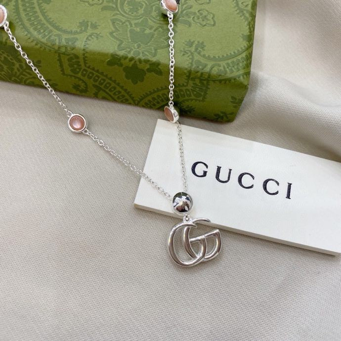 GUCCI Mother-of-Pearl Interlocking-G Necklace