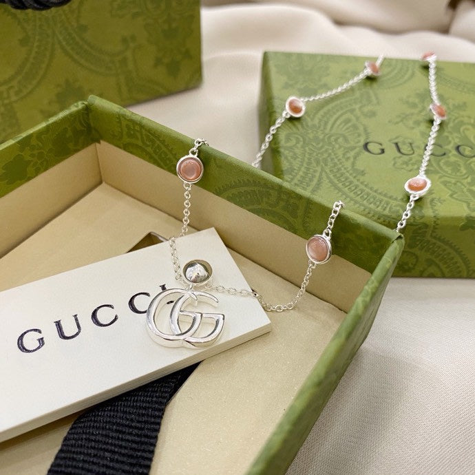 GUCCI Mother-of-Pearl Interlocking-G Necklace