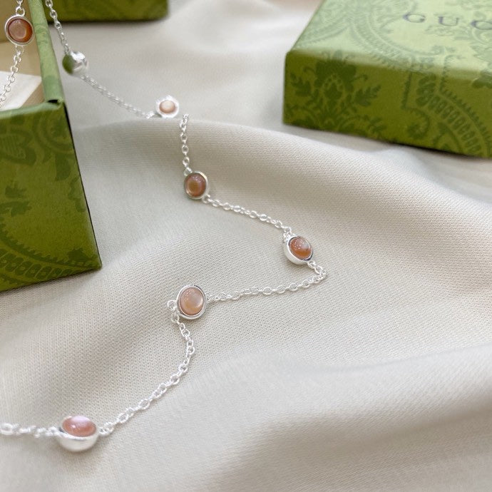 GUCCI Mother-of-Pearl Interlocking-G Necklace