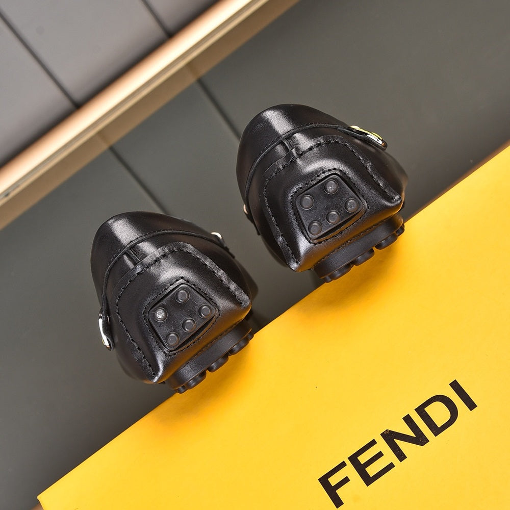 FENDI Men's Loafers - 419336
