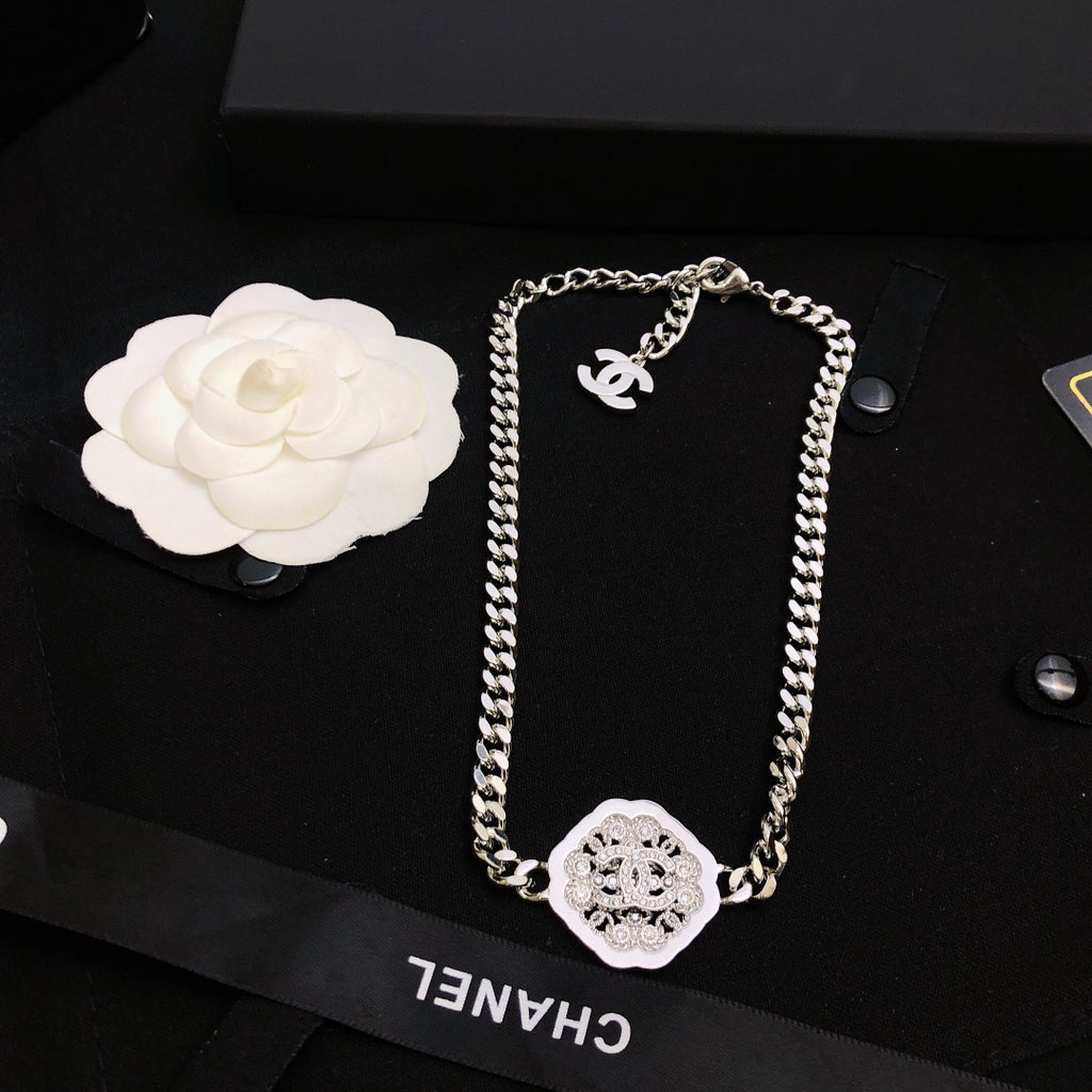CHANEL Choker Necklace