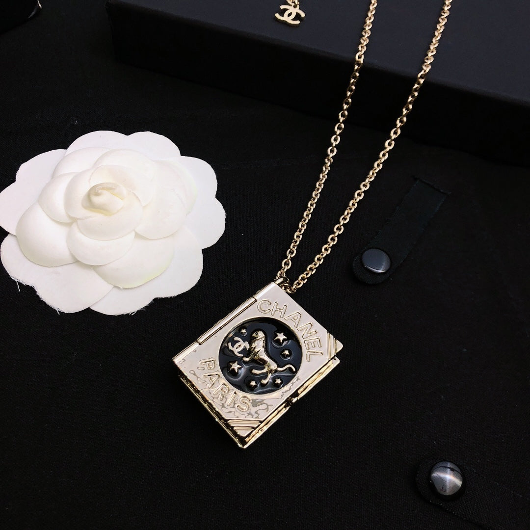 CHANEL Necklace