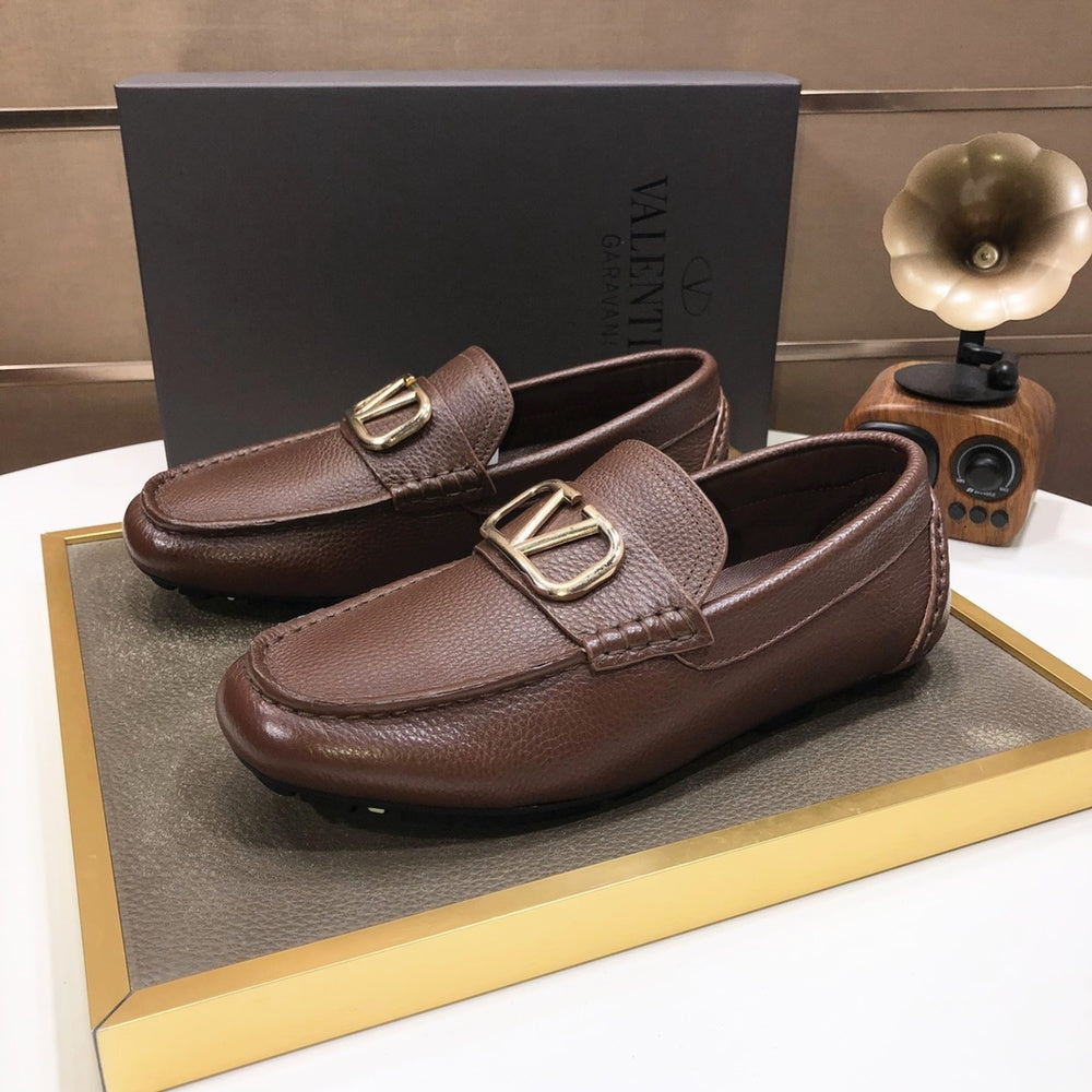 Valentino Leather Sneakers Style 432246