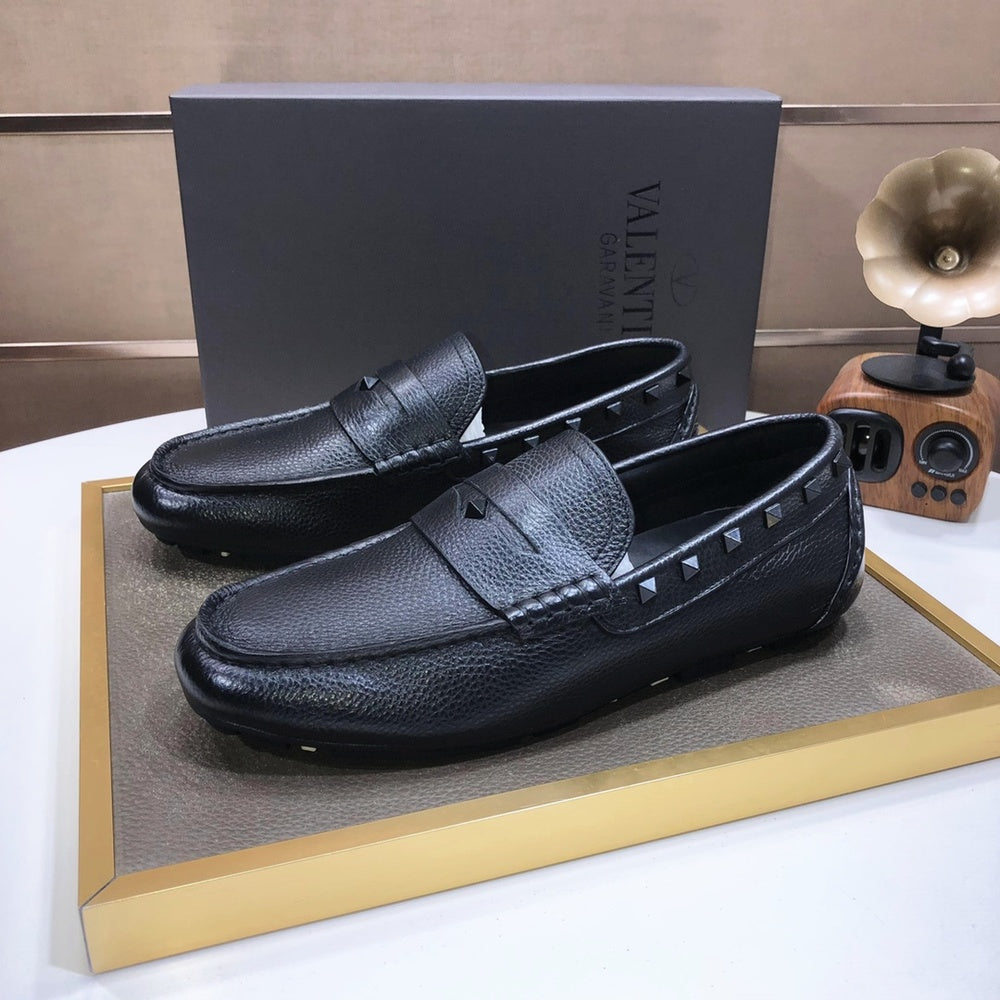 Valentino Leather Sneakers Style 432250