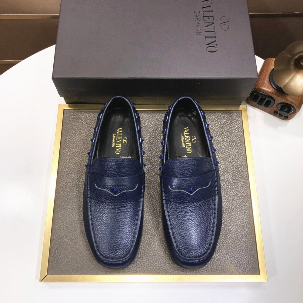Valentino Leather Sneakers Style 432252