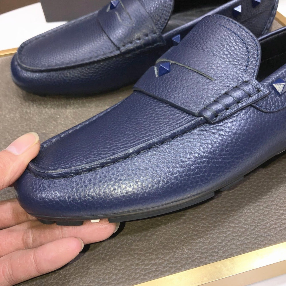 Valentino Leather Sneakers Style 432252