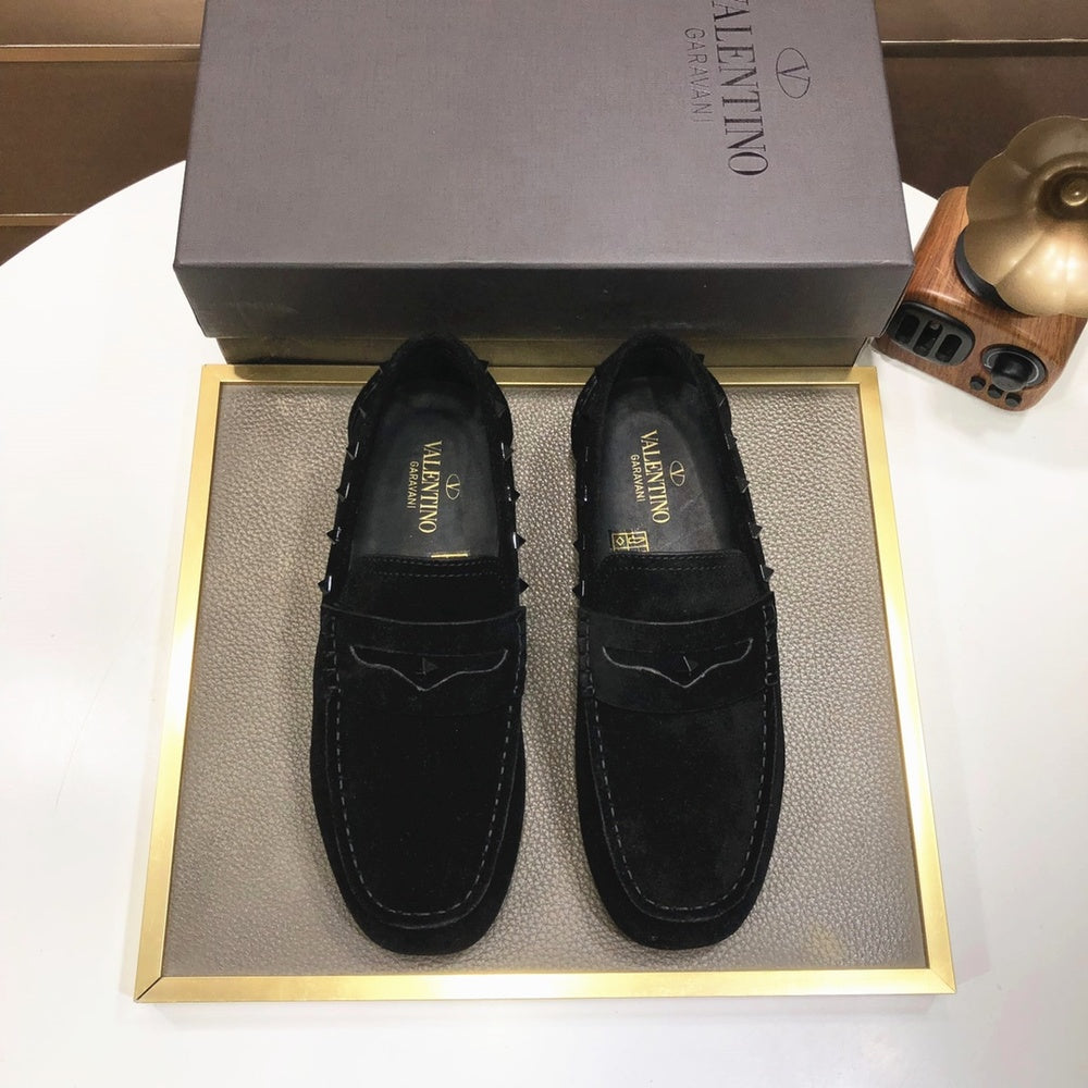 Valentino Leather Sneakers Style 432256