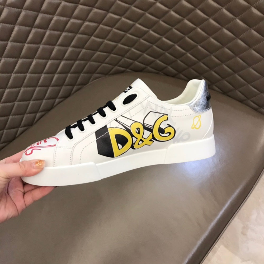 P200[玫瑰][玫瑰]，2022春夏新款Dolce＆Gabbana/顶级原单 Size：38-45 DG重工系列，进口原版小牛皮，撞色设计超好看，5D打印，精致奢华，超A级别！版型对比专柜正品，丝毫不差！ #382589 - image 8